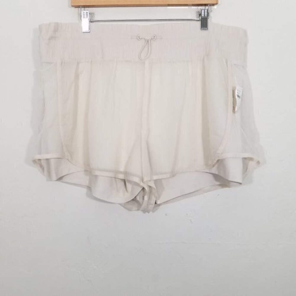 NWT Old Navy High Rise Shorts Size 2X